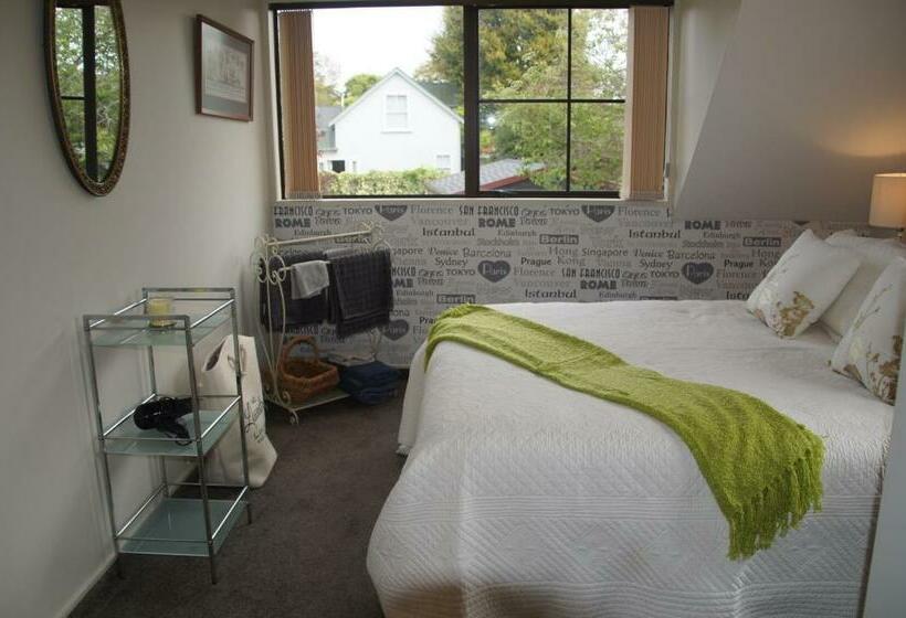 تختخواب و صبحانه 4b On Rearsby