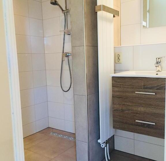 Bed And Breakfast:  Bij Ons Achter