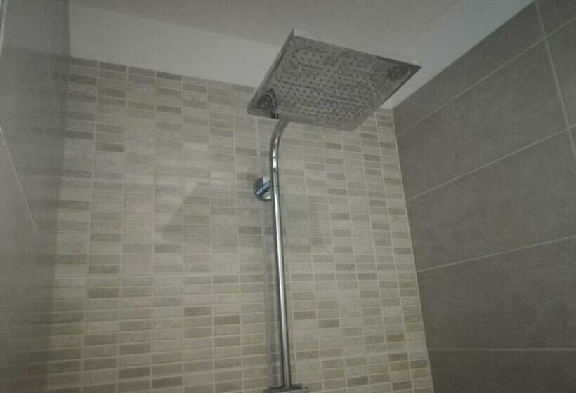 تختخواب و صبحانه Chambre Avec Tout Le Confort D Un Appartement