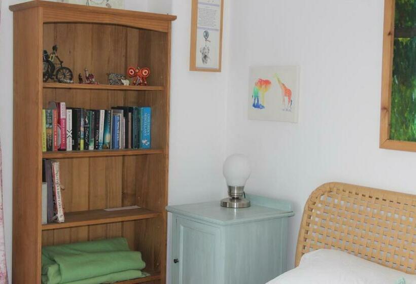 مبيت وإفطار Mapperton Hill Farm