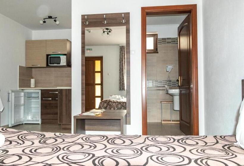 Casa Tofi Vendégház