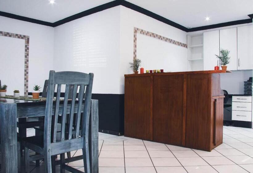 膳宿费 Palm Inn Guesthouse