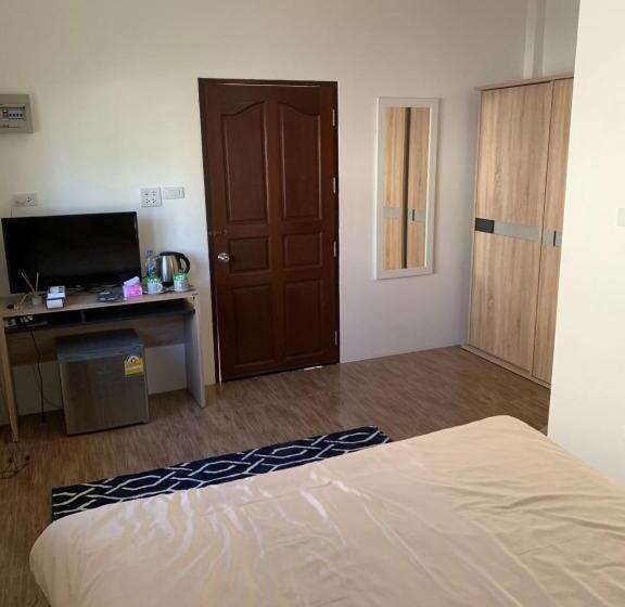 پانسیون Sunray Guesthouse สุนันท์บ้านพักริมคลอง