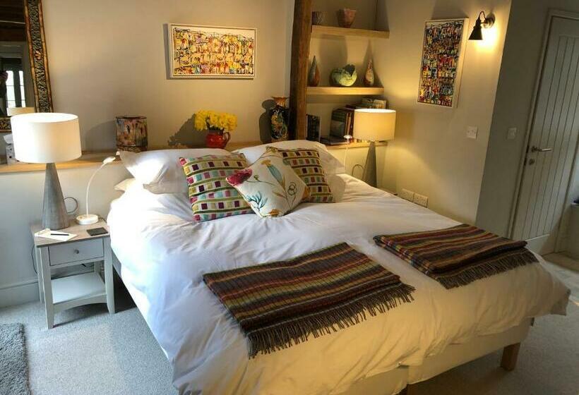 膳宿费 Thames Edge Rooms