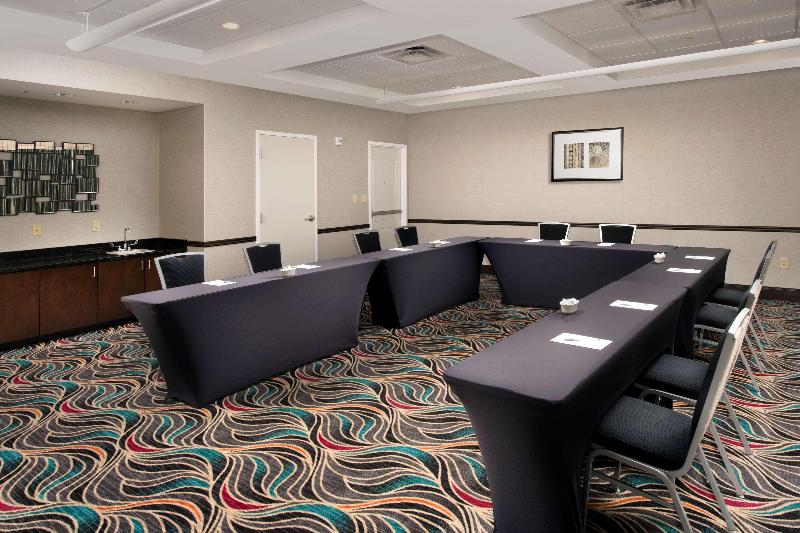 Hampton Inn & Suites Athens I 65