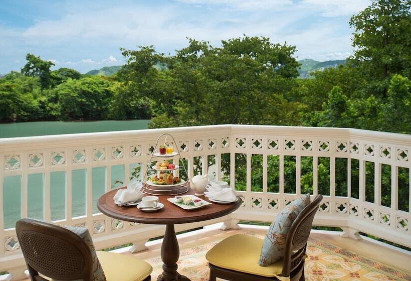 فندق Dheva Mantra Resort