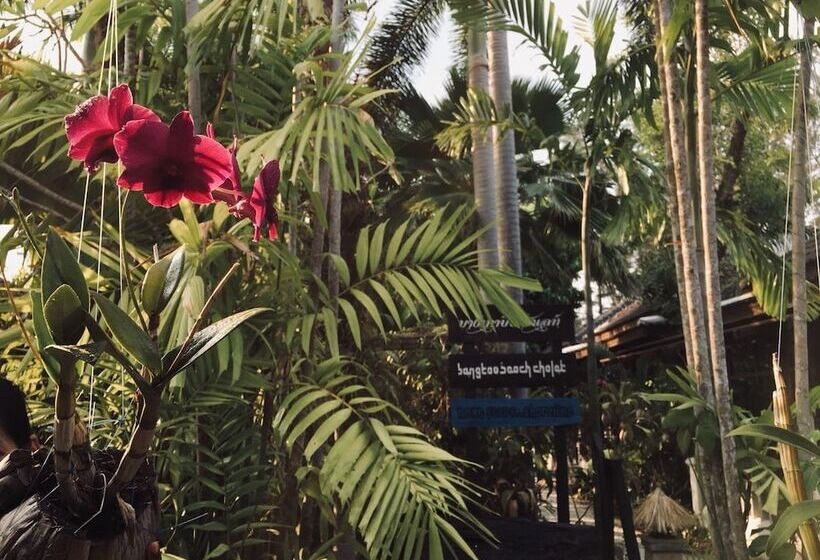 هتل Bangtao Beach Chalet Resort