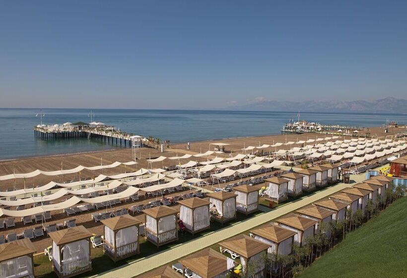 هتل Delphin Imperial Lara