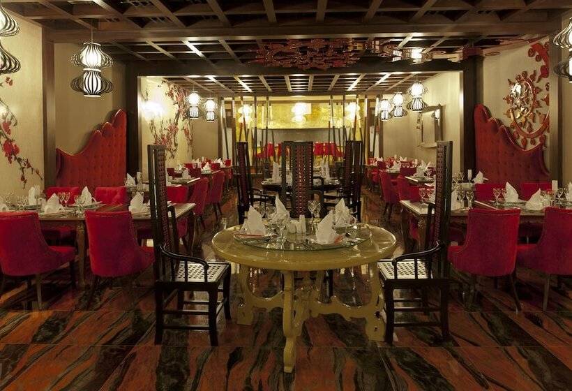 هتل Delphin Imperial Lara