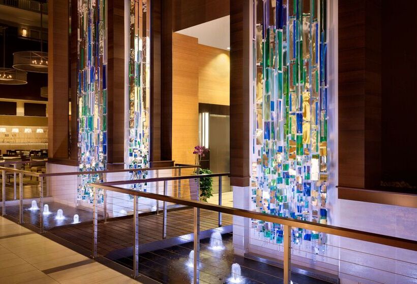 هتل Embassy Suites By Hilton Denver Downtown Convention Center