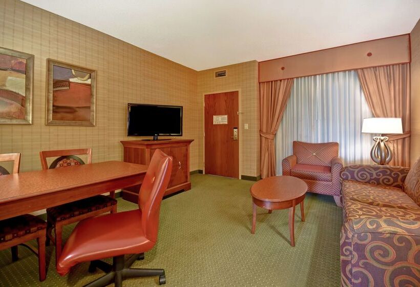 فندق Embassy Suites By Hilton At Hot Springs Convention Center