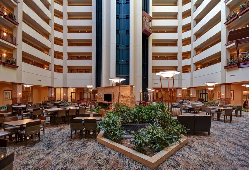 فندق Embassy Suites By Hilton At Hot Springs Convention Center