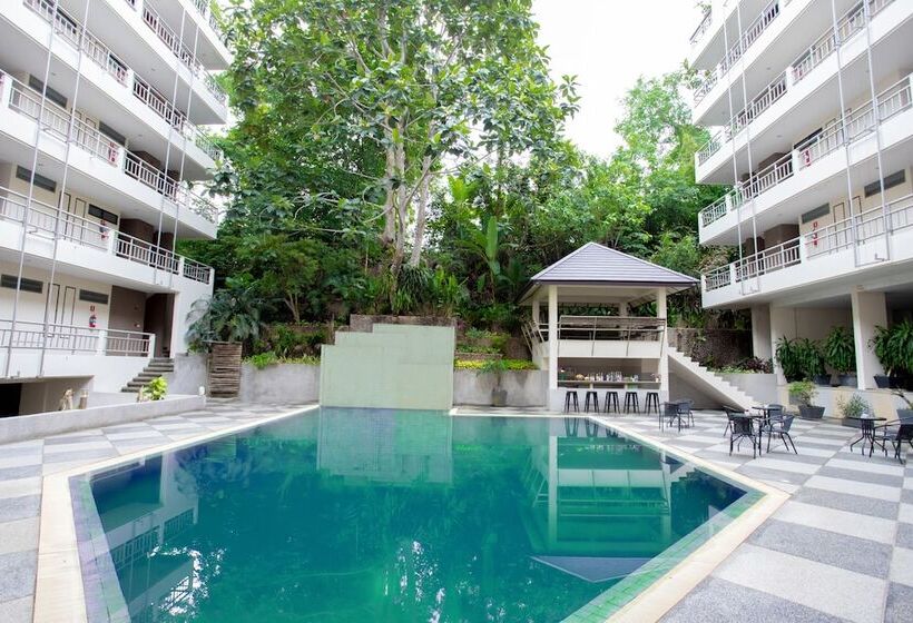 هتل Green Forest Resort