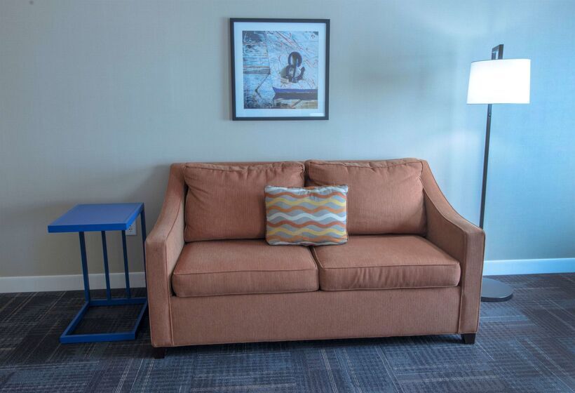 هتل Hampton Inn & Suites Chesapeake Battlefield Blvd