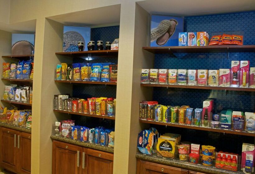 هتل Hampton Inn & Suites Chesapeake Battlefield Blvd