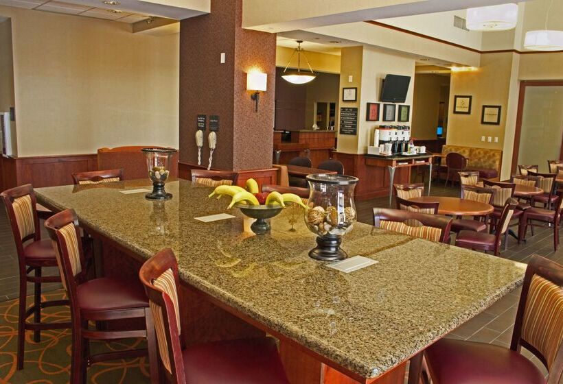 هتل Hampton Inn & Suites Chesapeake Battlefield Blvd