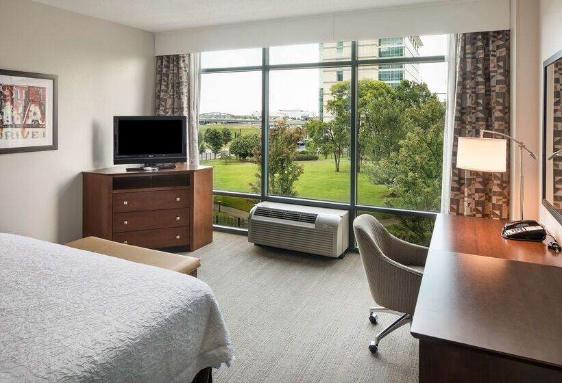 هتل Hampton Inn & Suites Little Rock Downtown