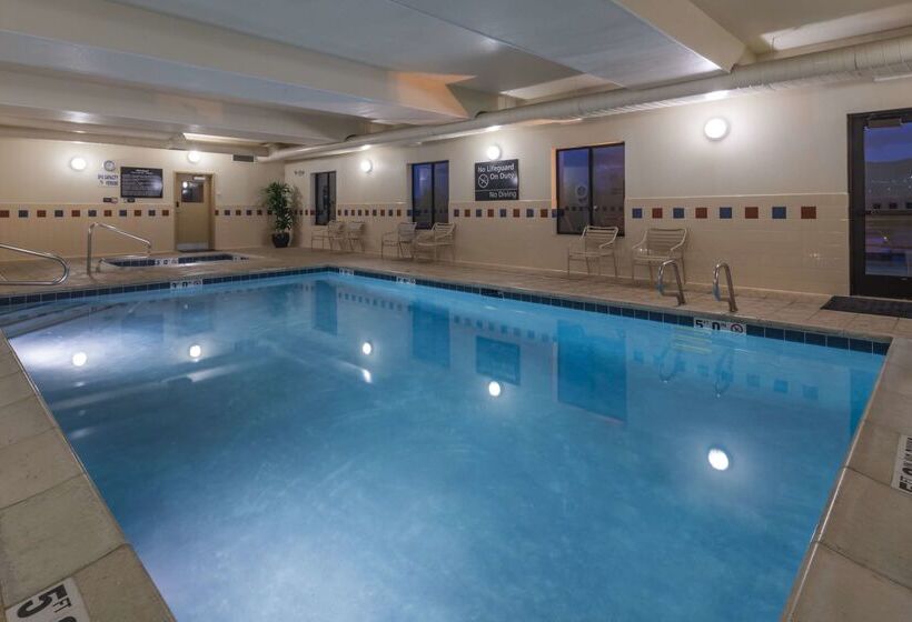 호텔 Hampton Inn Lehithanksgiving Point