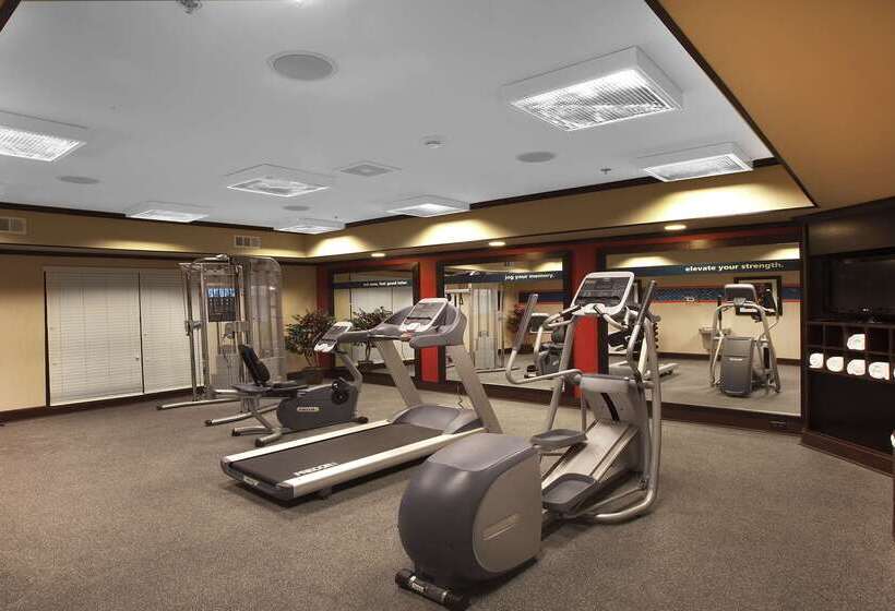فندق Hampton Inn New Albany