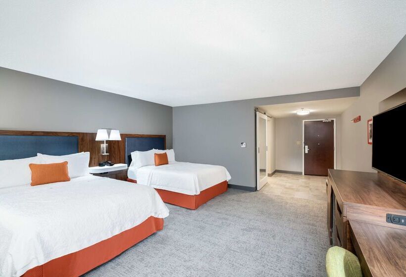 בית מלון כפרי Hampton Inn Suites Opelika I85 Auburn Area