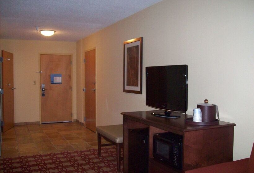 فندق Hampton Inn & Suites Wiggins