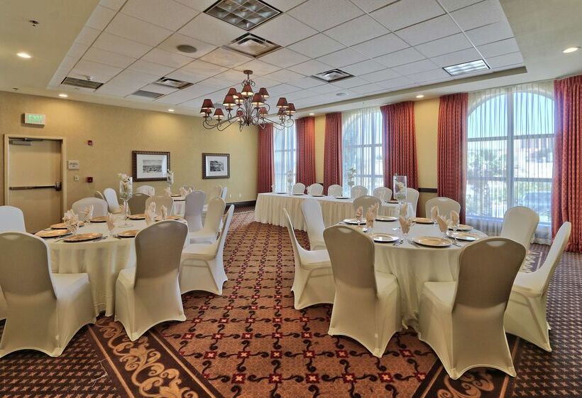 هتل Hilton Garden Inn Las Cruces