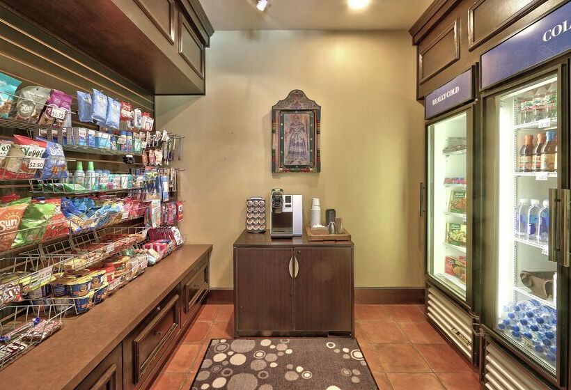 هتل Hilton Garden Inn Las Cruces