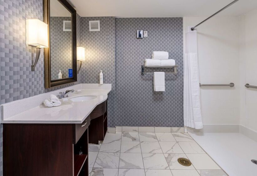 هتل Homewood Suites By Hilton Rochester/greece, Ny