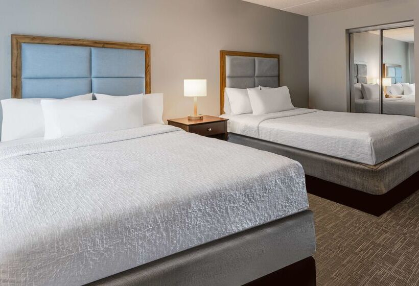 هتل Homewood Suites By Hilton Rochester/greece, Ny