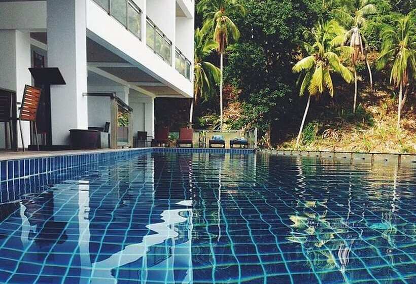 هتل Lae Lay Suites