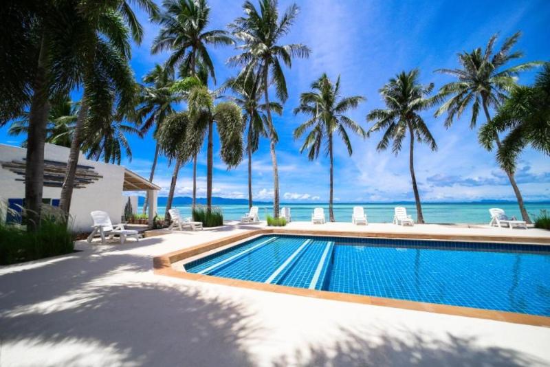 هتل Lime N Soda Beachfront Resort