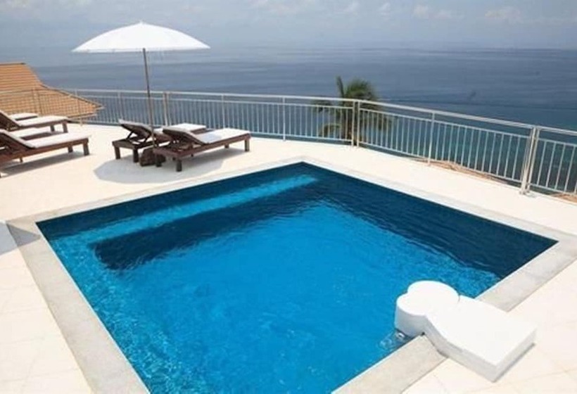 هتل Pinnacle Koh Tao Resort