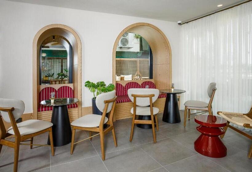 هتل Sherwood Premio