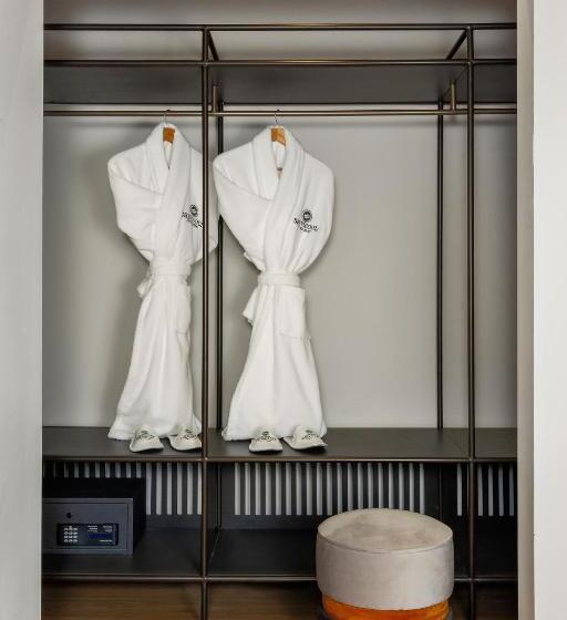 هتل Sherwood Premio