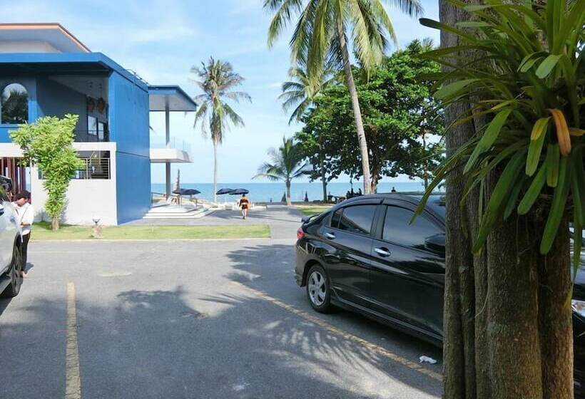 هتل Talkoo Beach Resort Khanom