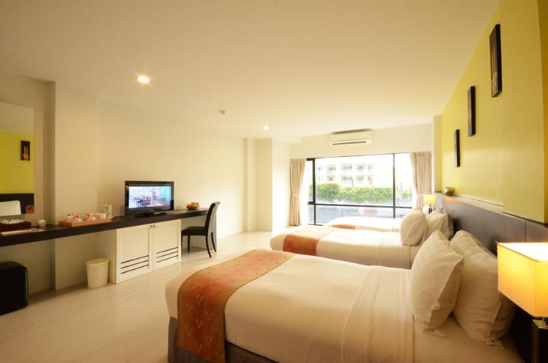 هتل The Lantern Resorts Patong   Sha Extra Plus