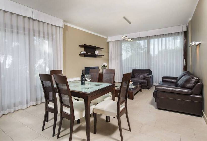 هتل The Residence Apart