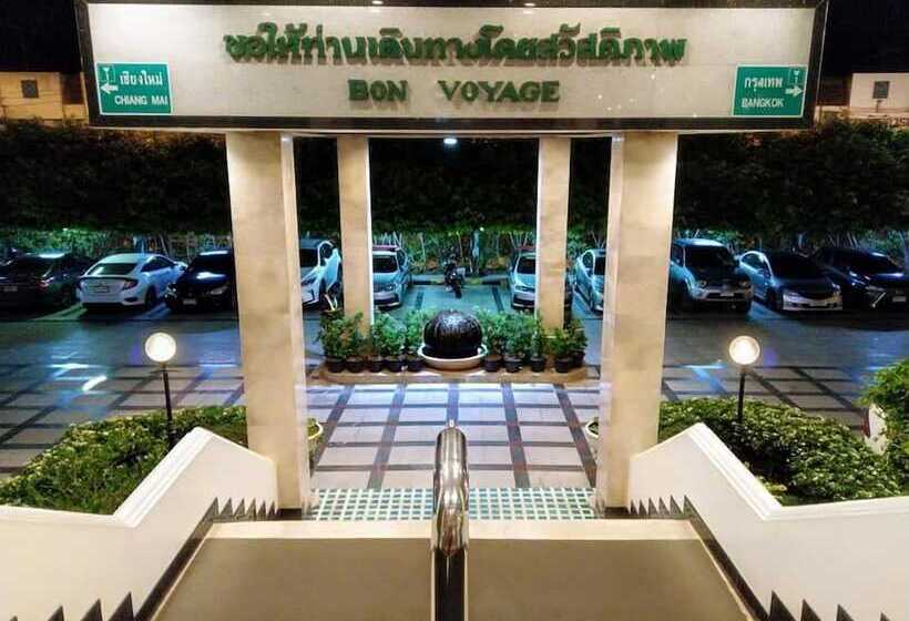 هتل Viang Tak Riverside