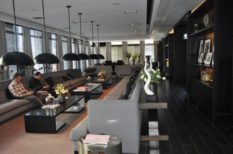 هتل Wyndham Santiago Pettra