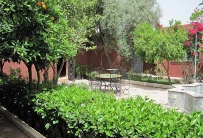 ریاض Dar Abdelkarim