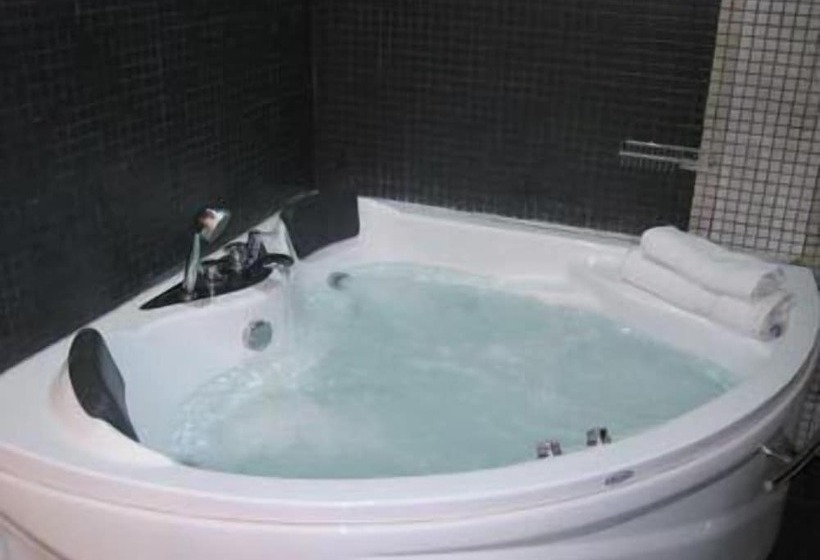 ریاض Dar Abdelkarim