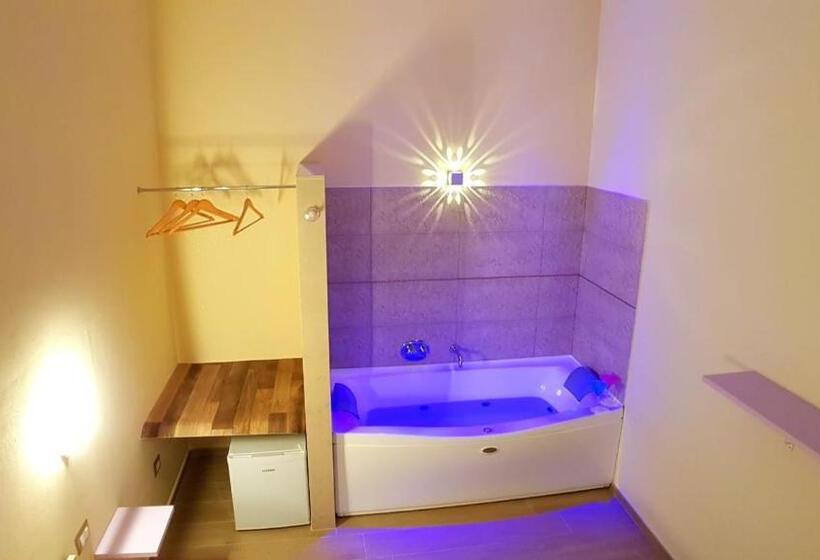 צימר Manfredoniajacuzzi