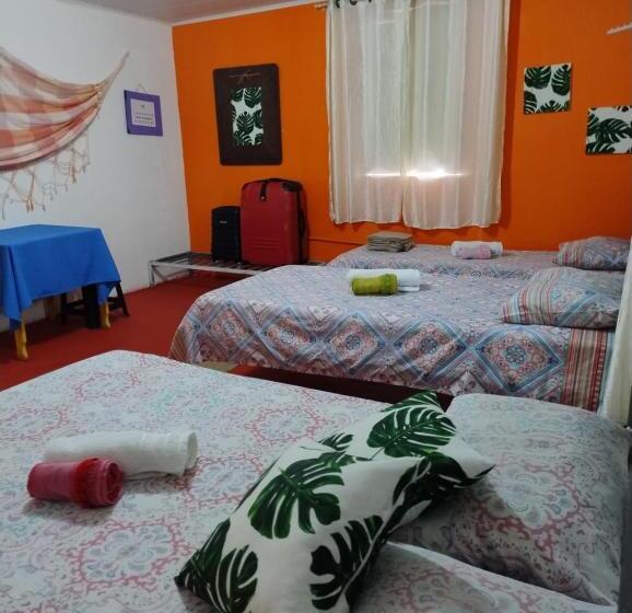 تختخواب و صبحانه Perto Do Aeroporto De Salvador   Dona Pitanga Hostel