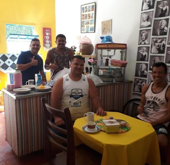 تختخواب و صبحانه Perto Do Aeroporto De Salvador   Dona Pitanga Hostel