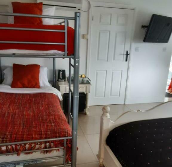 The White Dove Bed And Breakfast With Glamping Newark Showground