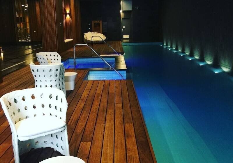 Apartments Melbourne Domain   New Quay Docklands