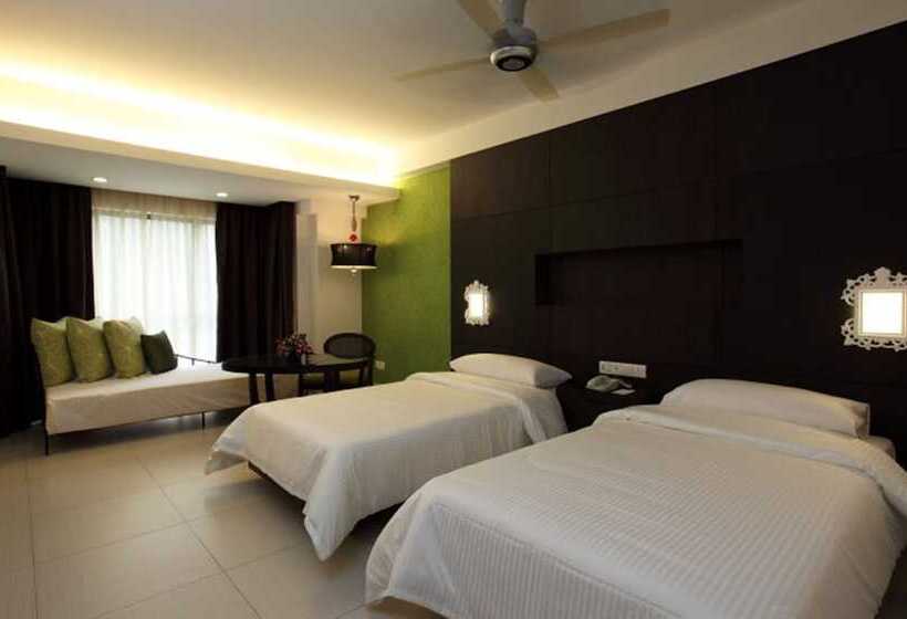 هتل Avillion Admiral Cove