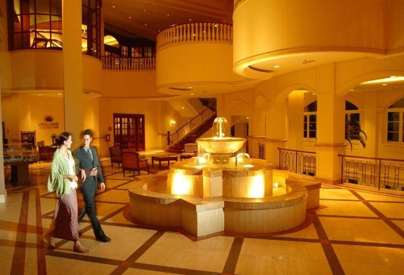 هتل Avillion Admiral Cove