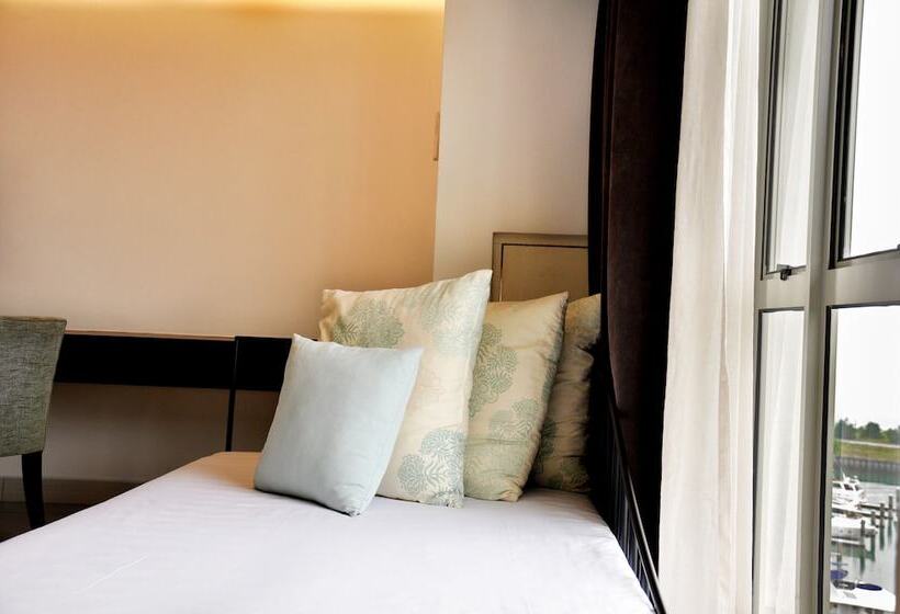هتل Avillion Admiral Cove