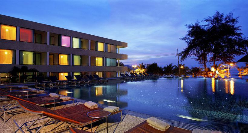 هتل Blay Tong Beach Resort